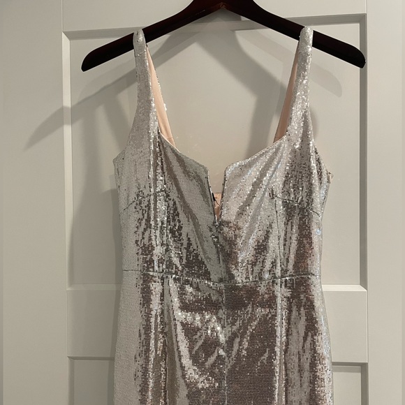 New Galvan London Silver Sequin Jumpsuit Size 6 - Picture 4 of 7